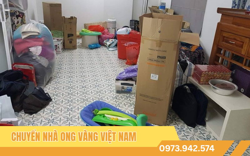 chuyen-nha-mua-he-sinh-vien-ha-noi-ong-vang
